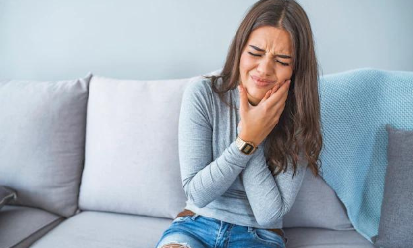 Featured image for “What You Can Do If You’ve Experienced Emergency Dental Care & Need Immediate Treatment”