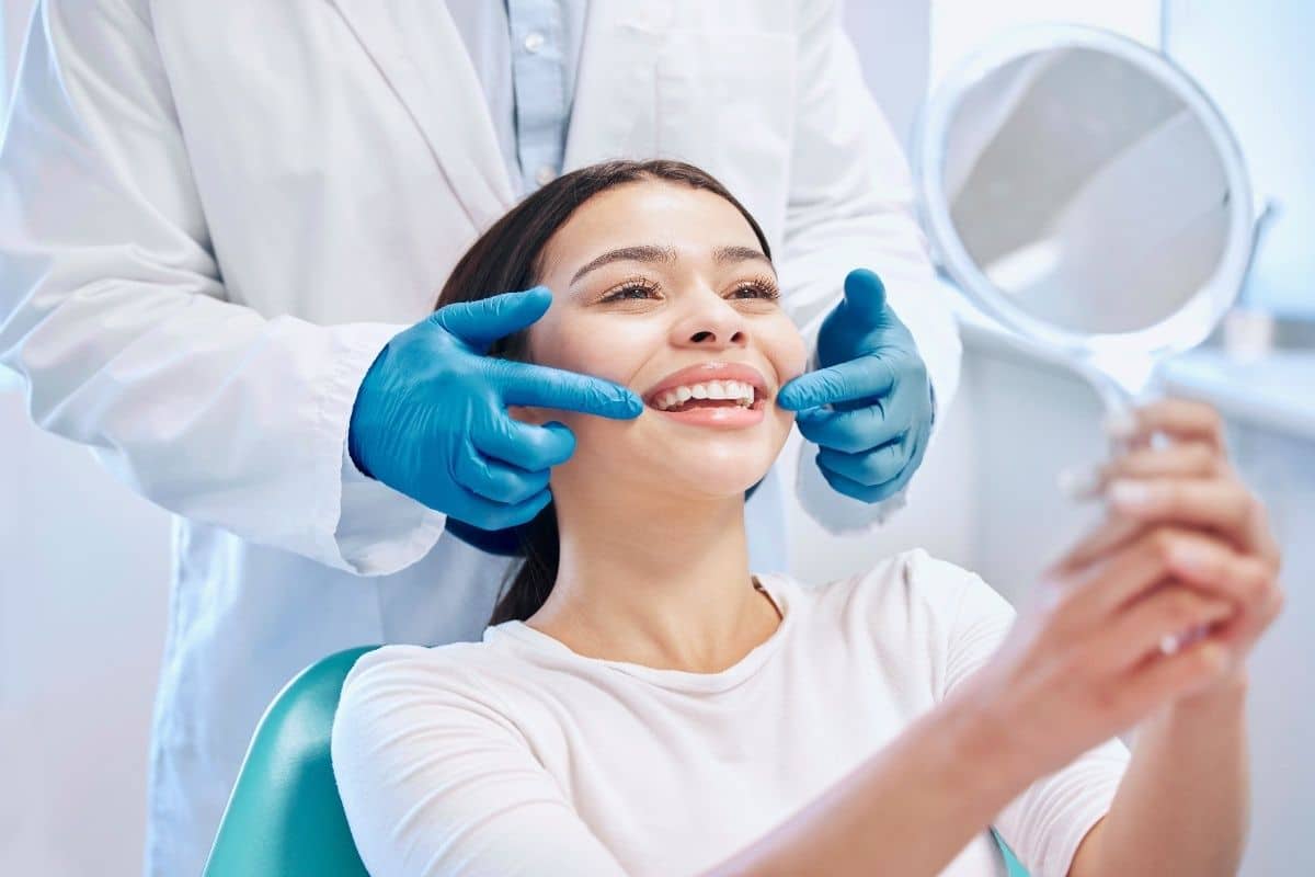 Featured image for “Can Cosmetic Dentistry Close Gaps Between Teeth?”